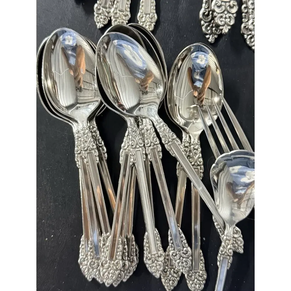 80 Pc Oneida Rembrandt Stainless Flatware Forks Spoons Knives Ladles Serving Set